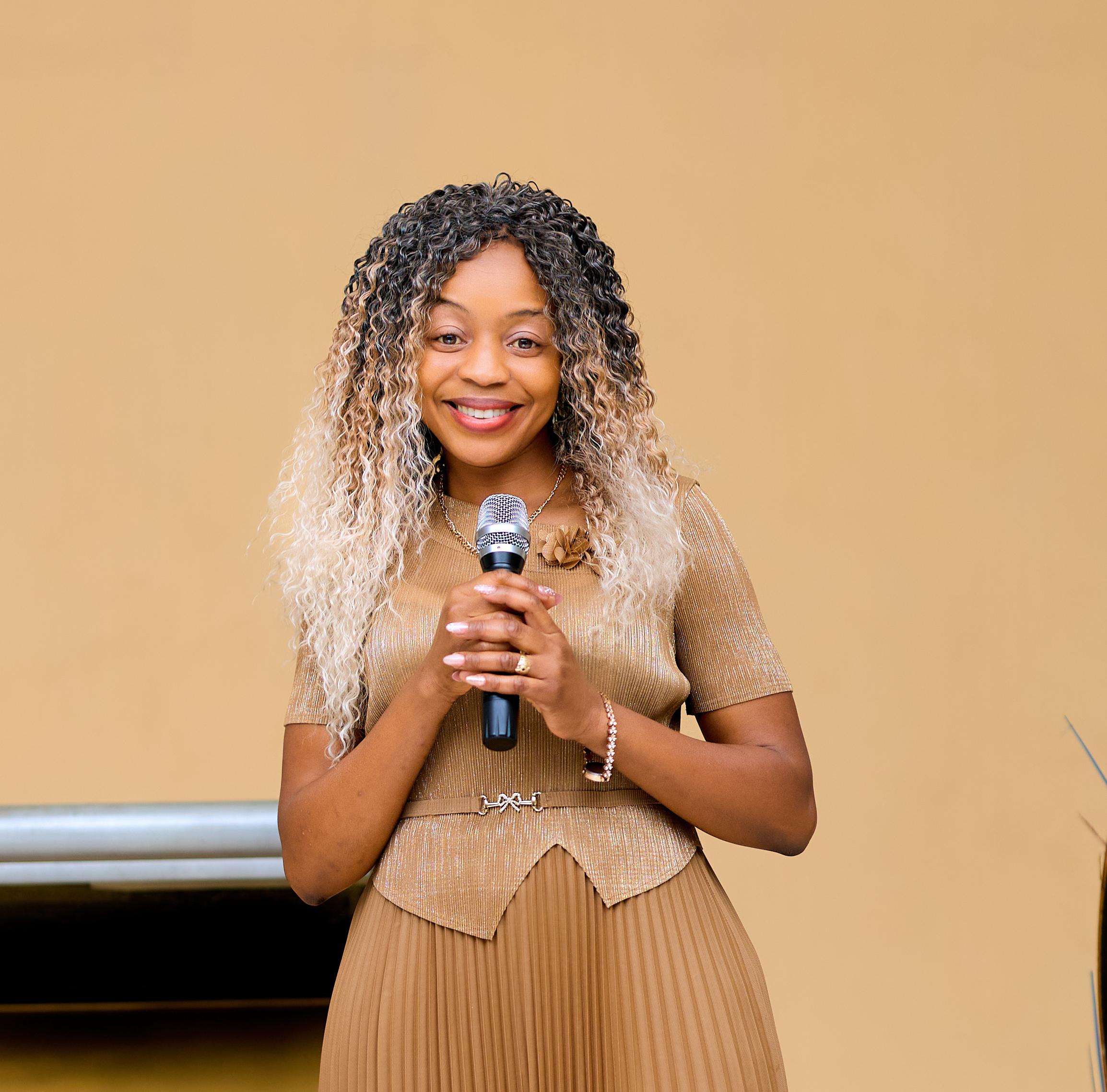 Mum Sibonginkosi Nyamurova